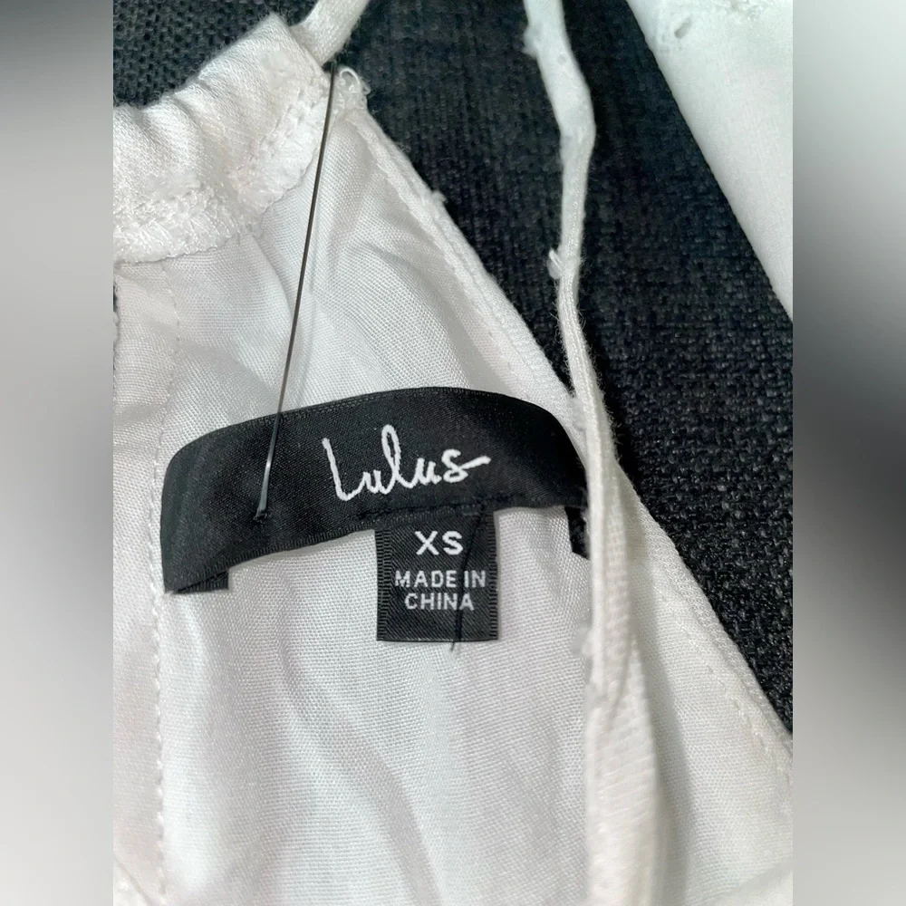 XS Lulu’s white halter dress NWT - Picture 6 of 6